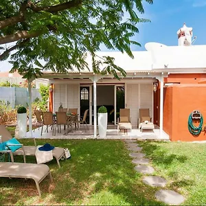  Ferienhaus Flamboyant Tree Garden Spanien